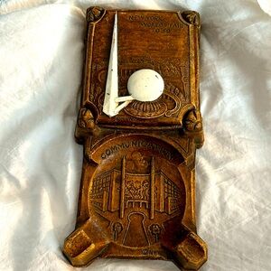 Vintage Syroco Wood New York World’s Fair 1939 Cigarette Trinket Box